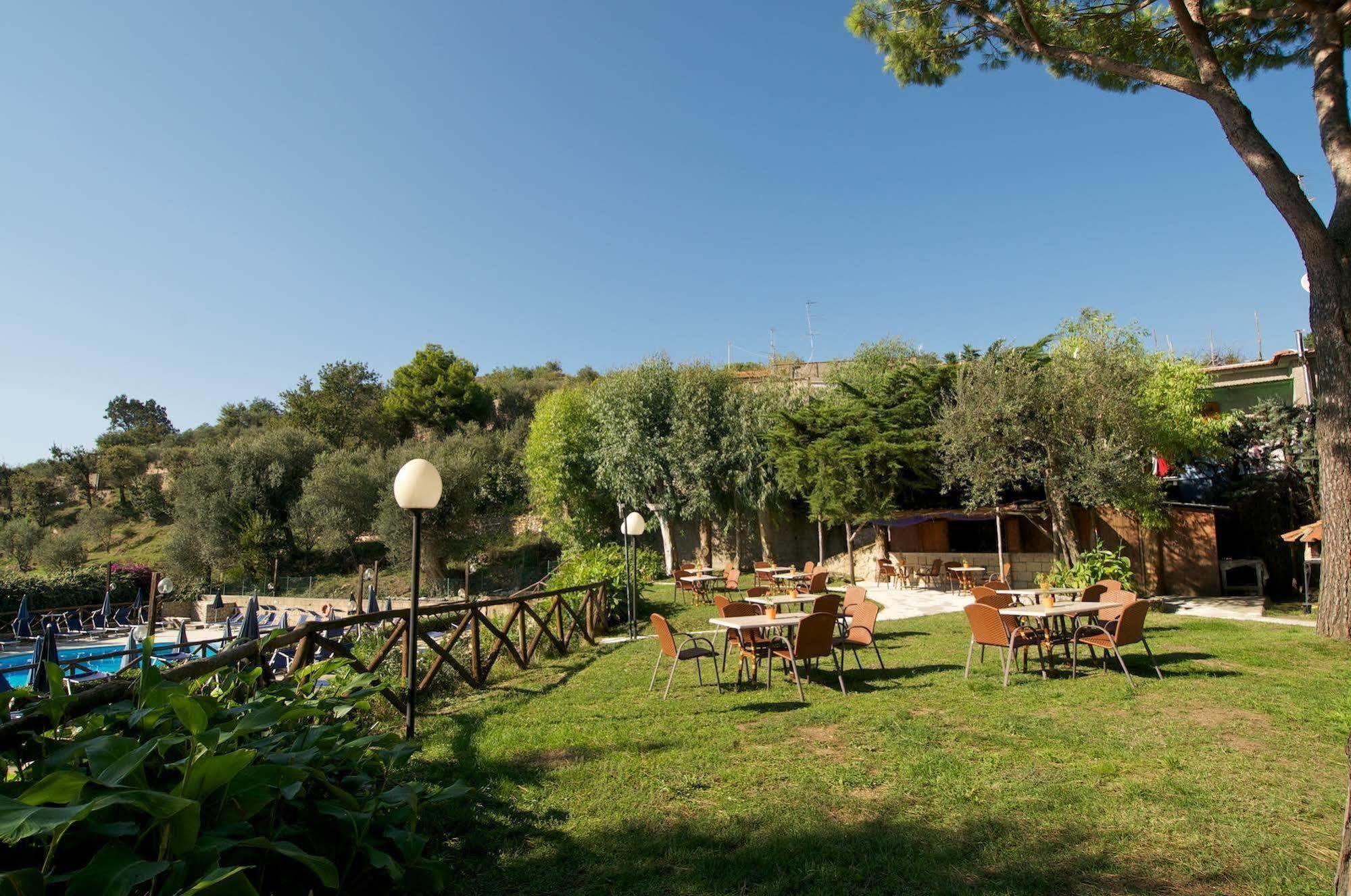 Freedom Holiday Residence Massa Lubrense Esterno foto