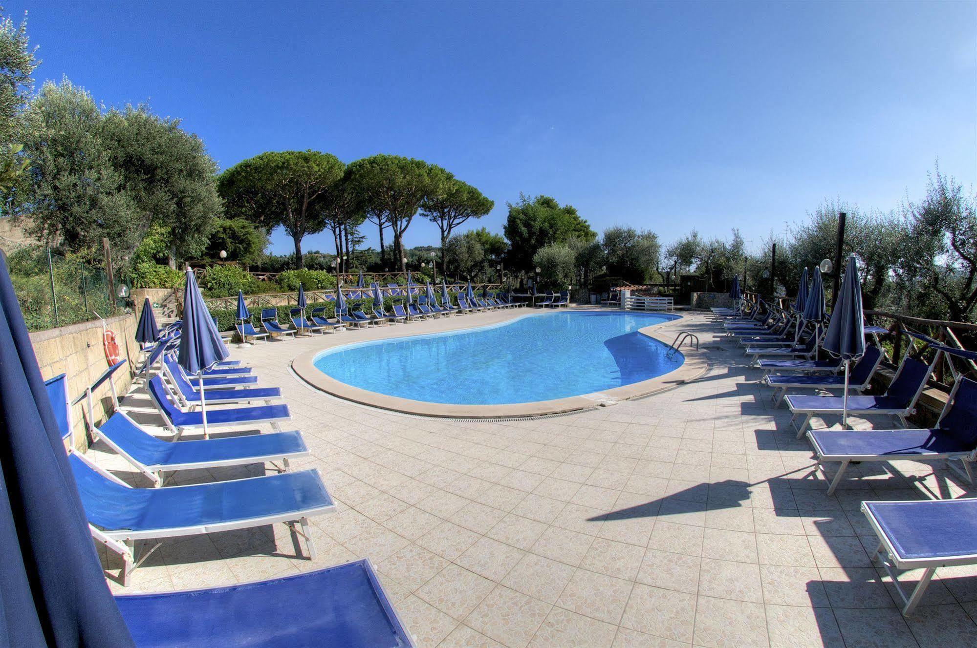 Freedom Holiday Residence Massa Lubrense Esterno foto