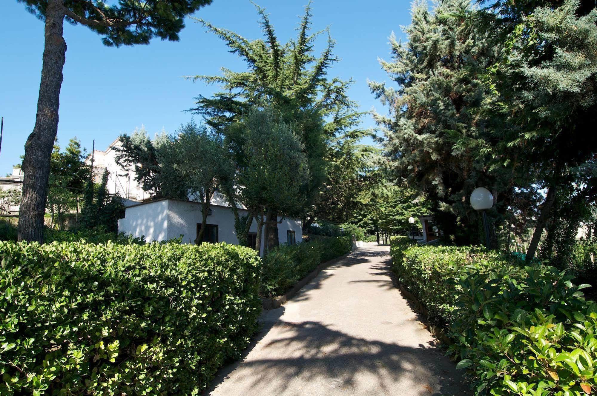Freedom Holiday Residence Massa Lubrense Esterno foto